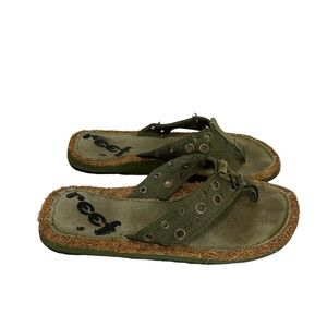 Reef Green Grass Fabric Grommet Flip Flops Sandals Womens Size 9